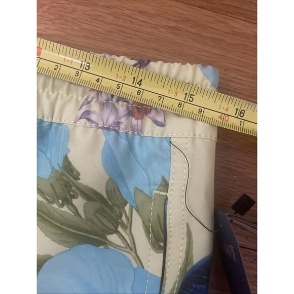 ROARK Shorey 16” Manu Floral Shorts Size Small Multicolor NEW Beach Surf Tropic - Picture 12 of 13